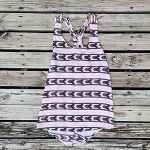 NWT Aztec Lightweight Tank Strappy Medium